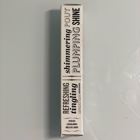 Buxom full on plumping lip polish in shade Amanda. 4.45 ml - Picture 4 of 7